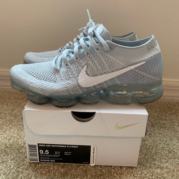 Nike Other - *SOLD* Nike Air Vapormax Flyknit Sneaker